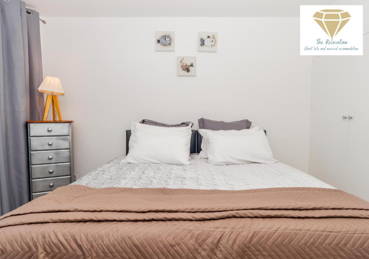 2 Bed Apartment-5 Guests - Business-Relocation-Parking - The Brighton Short Stay & Serviced Apartments Kültér fotó