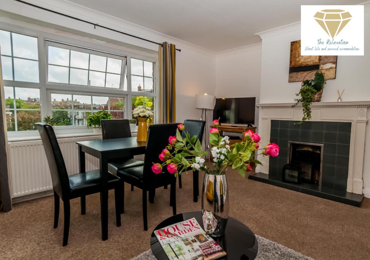 2 Bed Apartment-5 Guests - Business-Relocation-Parking - The Brighton Short Stay & Serviced Apartments Kültér fotó