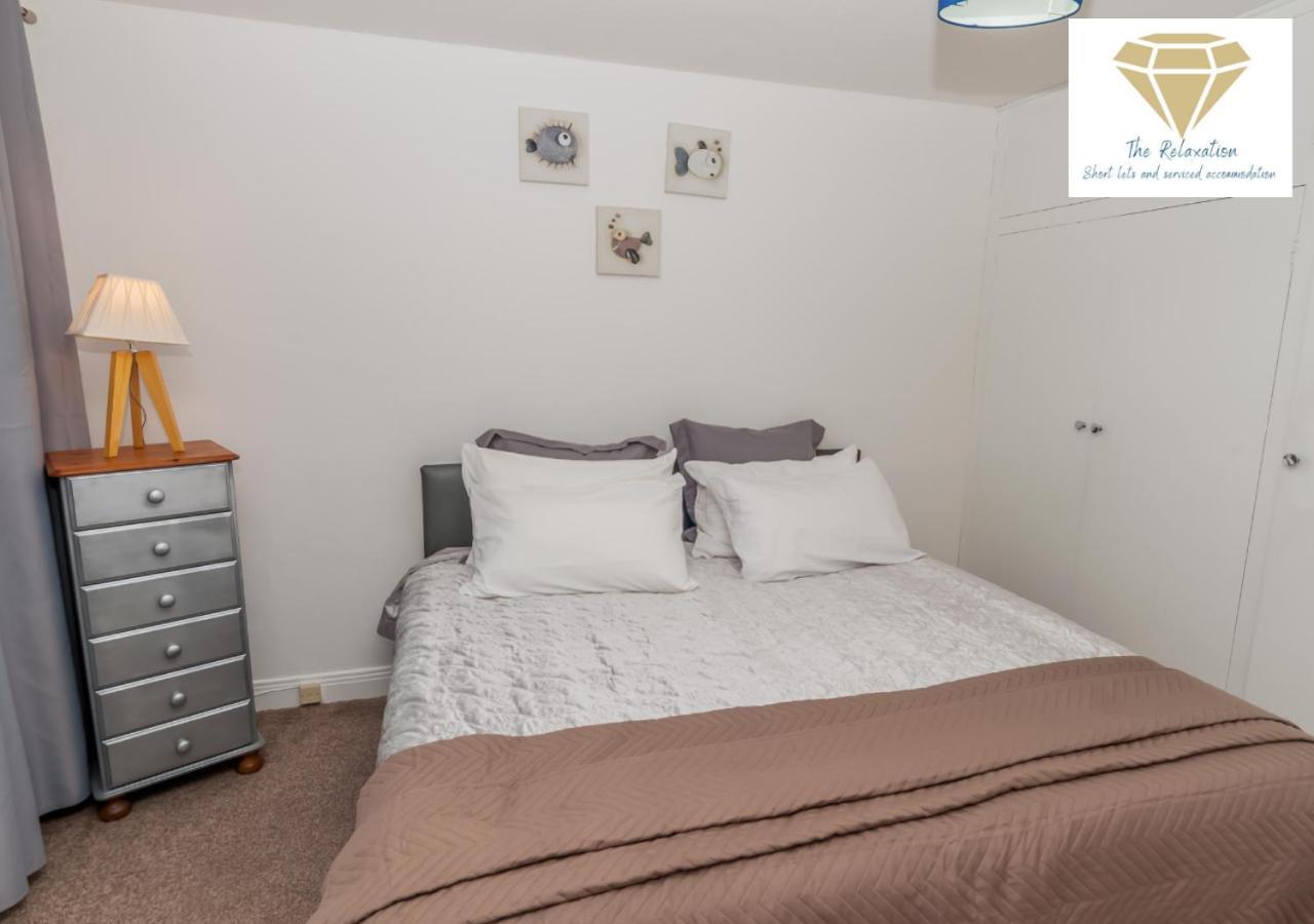 2 Bed Apartment-5 Guests - Business-Relocation-Parking - The Brighton Short Stay & Serviced Apartments Kültér fotó