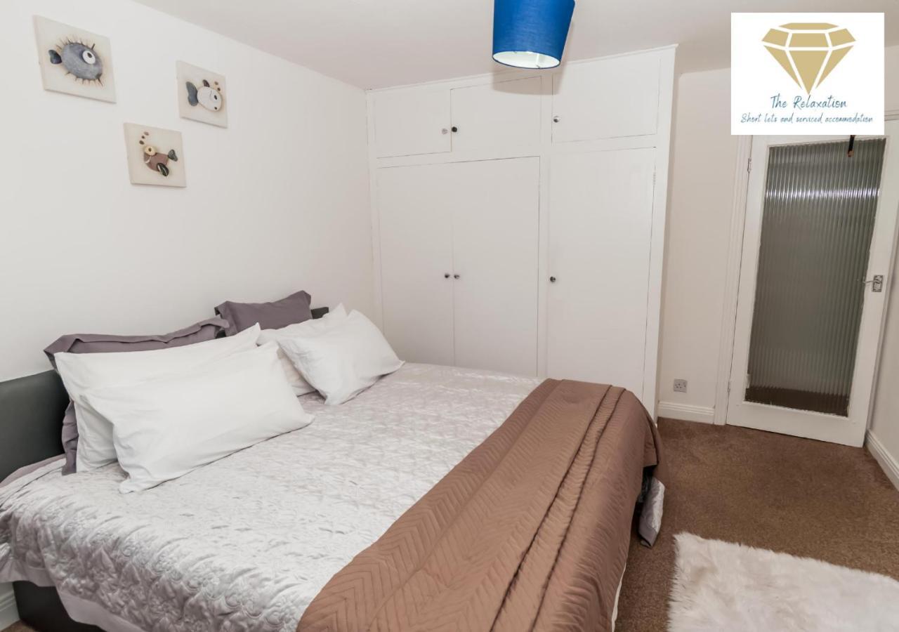 2 Bed Apartment-5 Guests - Business-Relocation-Parking - The Brighton Short Stay & Serviced Apartments Kültér fotó