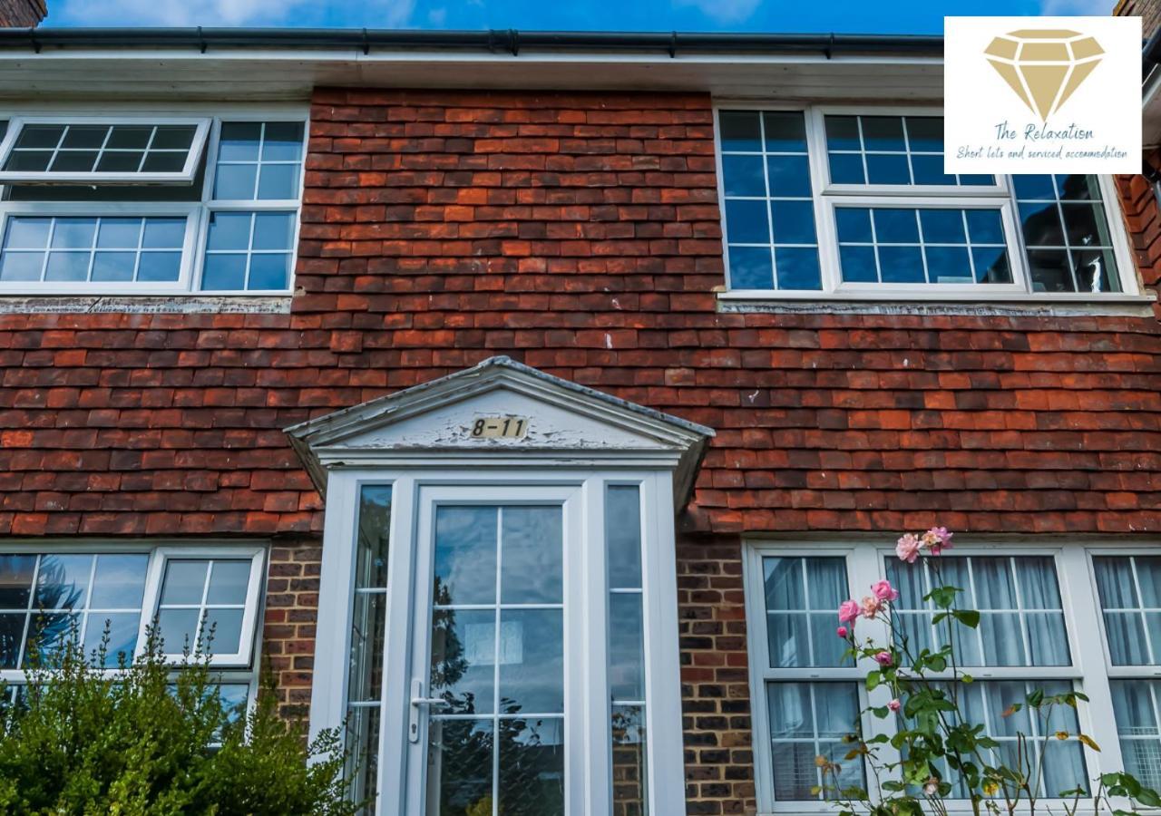 2 Bed Apartment-5 Guests - Business-Relocation-Parking - The Brighton Short Stay & Serviced Apartments Kültér fotó